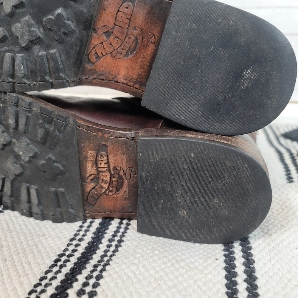 Freebird by Steven Tread Triple Buckle Moto Boots in Brown, Size 6 - Picture 12 of 14